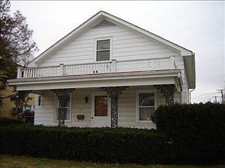 1st image of 315 W Hardin St