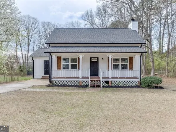 2737 King Arthur Ct, Buford, GA 30519