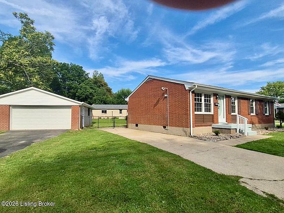 2nd image of 10207 Caven Ave
