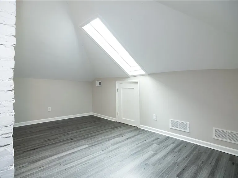 882 Charles Allen Dr NE — Photo 21