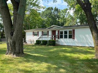 15 Lane 150 Long Lk, Fremont, IN 46737