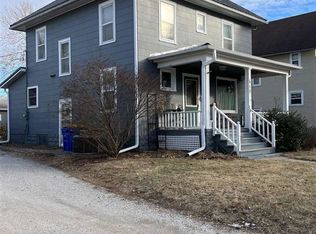 418 S 4th Ave, Washington, IA 52353