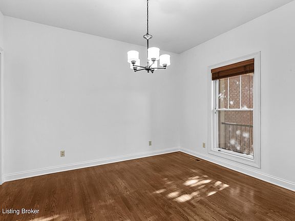 5th image of 5000 Flora Springs Cir