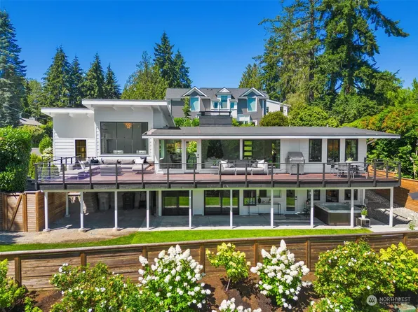 7858 NE 14th Street, Medina, WA 98039