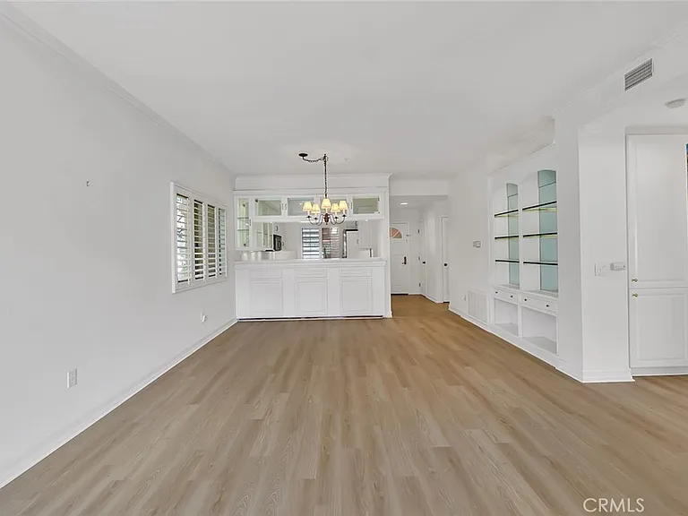 172 Villa Point Dr — Photo 7