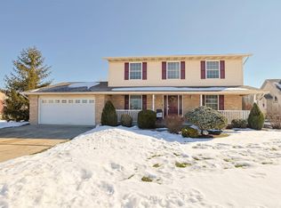5426 Shady Meadows Dr, Fairfield, OH 45011