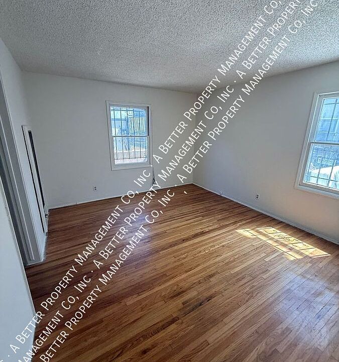 1st image of 1218 E 2nd St APT 8