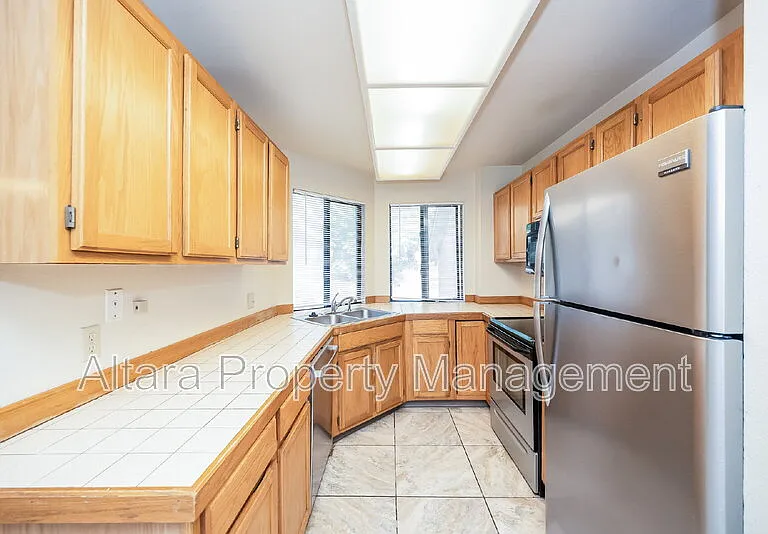 4210 Autumn Heights Dr #B — Photo 4