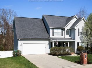 5018 Rosecrest Dr, Hurricane, WV 25526