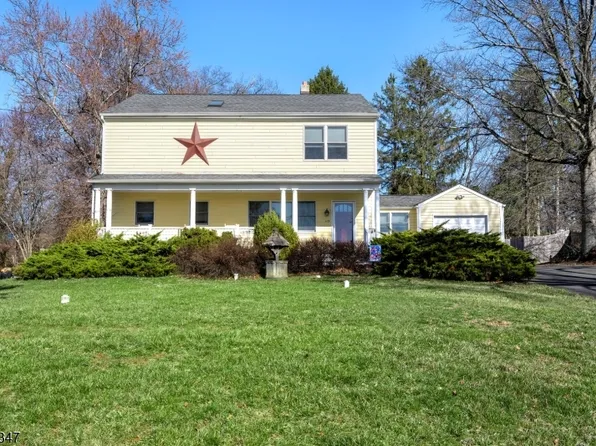 113 Circle Dr S, West Amwell Twp., NJ 08530