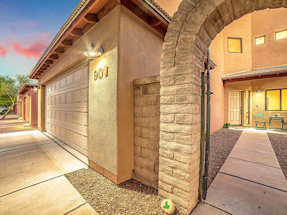 1st image of 901 W Calle Estrella De Noche