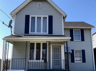2205 Adams St, Natrona Heights, PA 15065