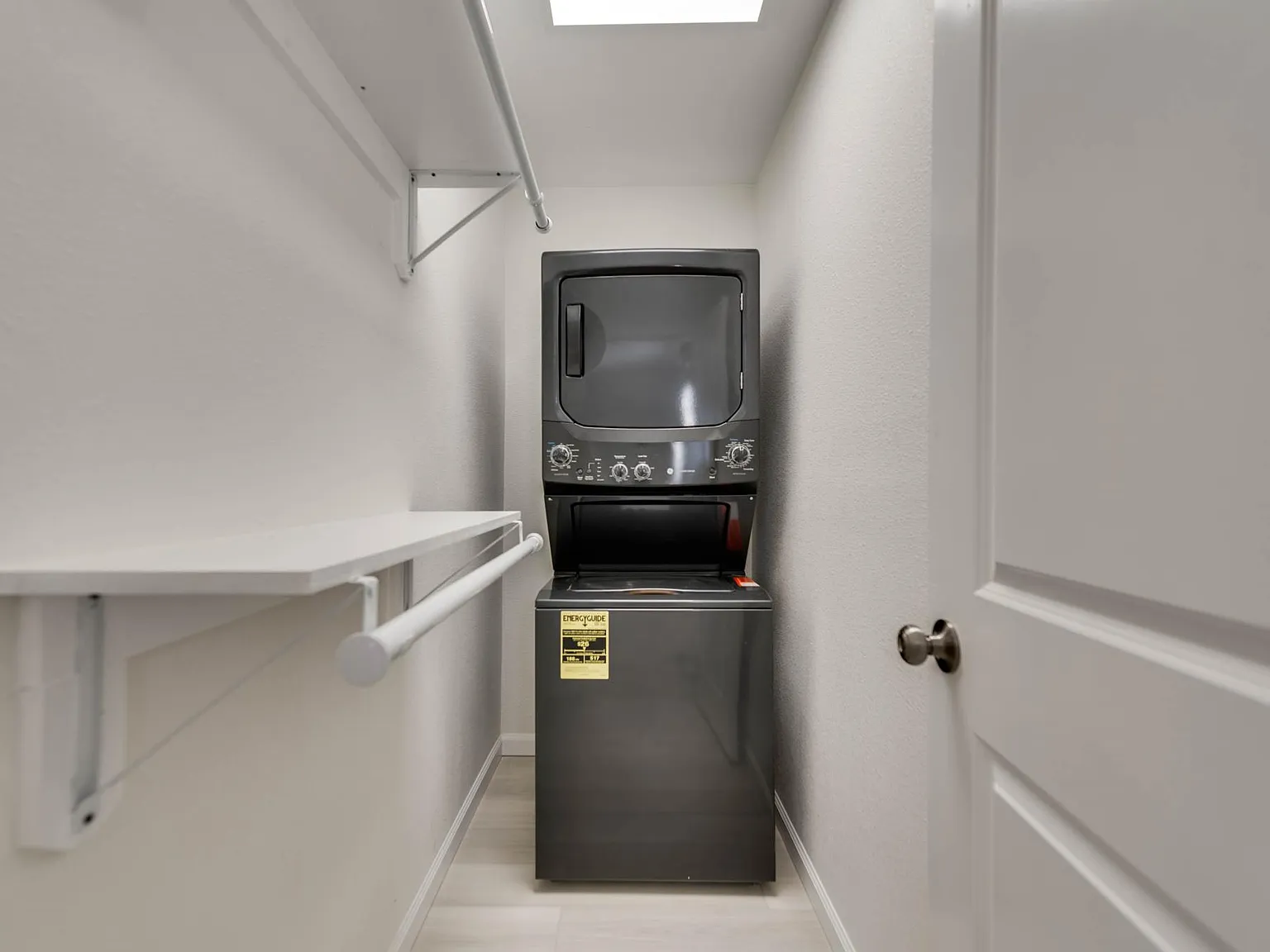 1 bed, 480 sqft, $1,200 — Photo 3