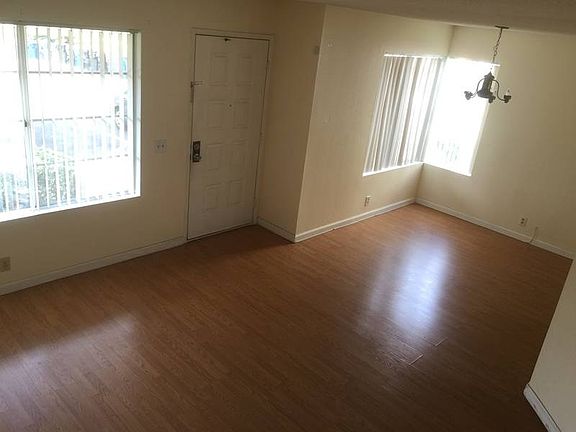 4th image of 2021 Manzana Way