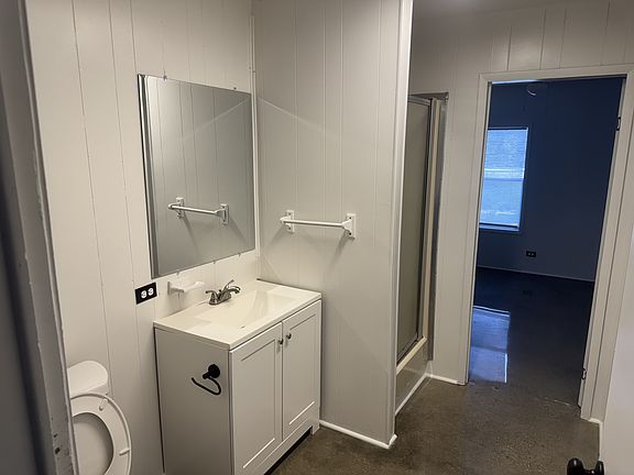 5th image of 1313 McNutt Rd #4