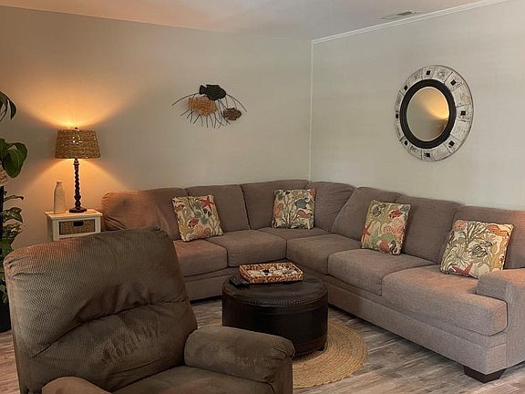 3rd image of 7602 Porcher Dr. #D