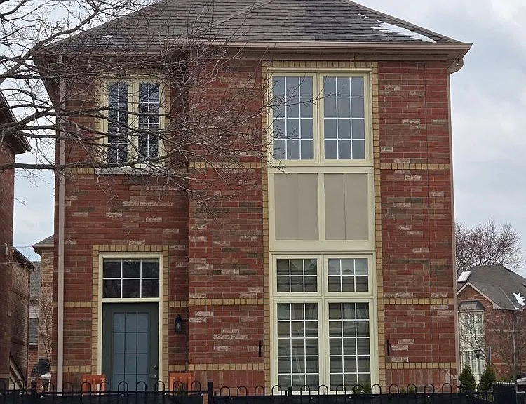 33 Guildpark Ptwy — Photo 2