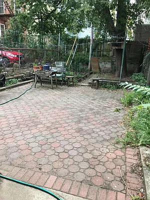 Rented by Ben & Company Inc. | media 28