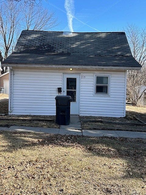 1st image of 213 N Maple St