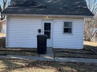 213 N Maple St, Lamoni, IA 50140