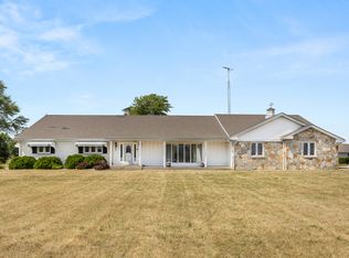 20 N Carbon Hill Rd, Coal City, IL 60416
