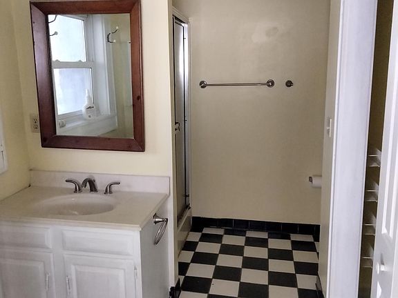 Bathroom for second bedroom