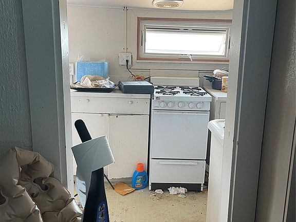 5th image of 3805 E J Street