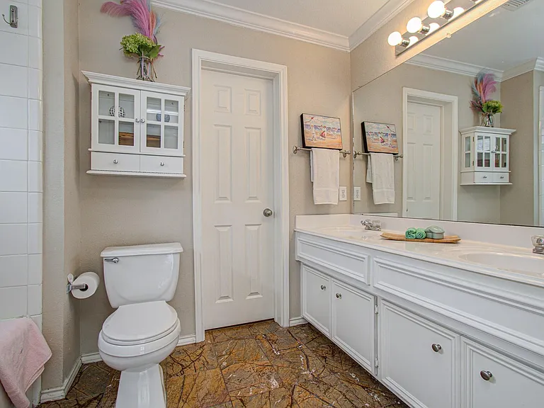 2920 Clay St — Photo 19