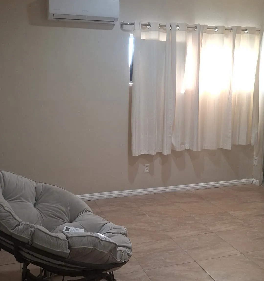 2 bed, 600 sqft, $1,425 — Photo 3