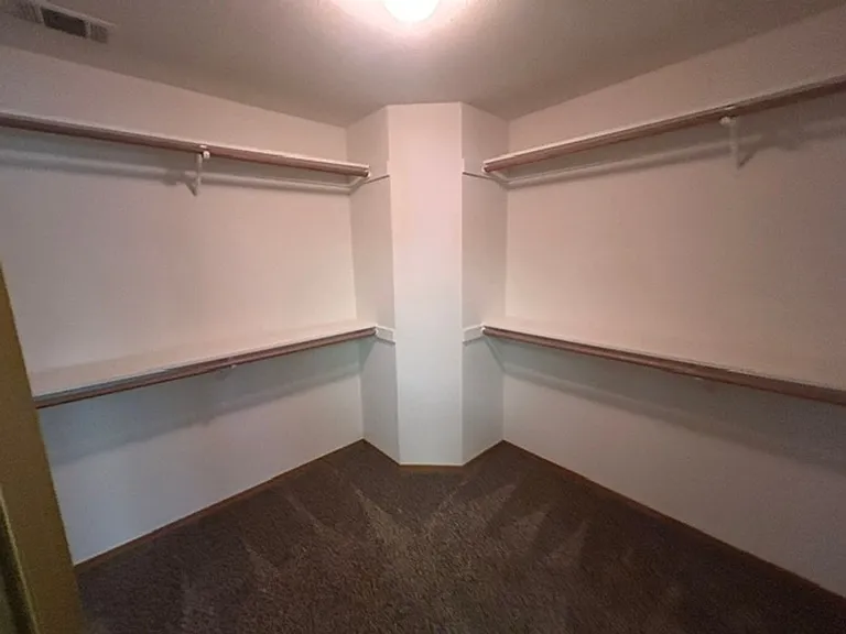5730 W Laura Ct — Photo 32