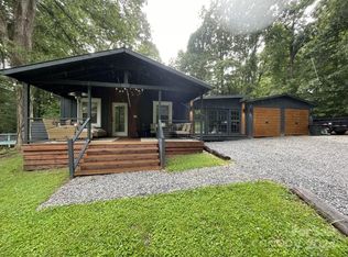 1602 Georgia Ave, Hendersonville, NC 28739