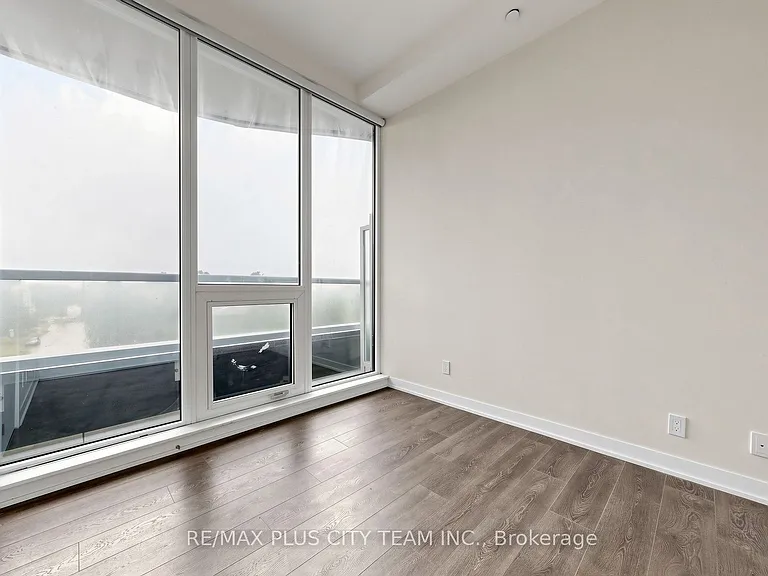 15 Holmes Ave #407 — Photo 12
