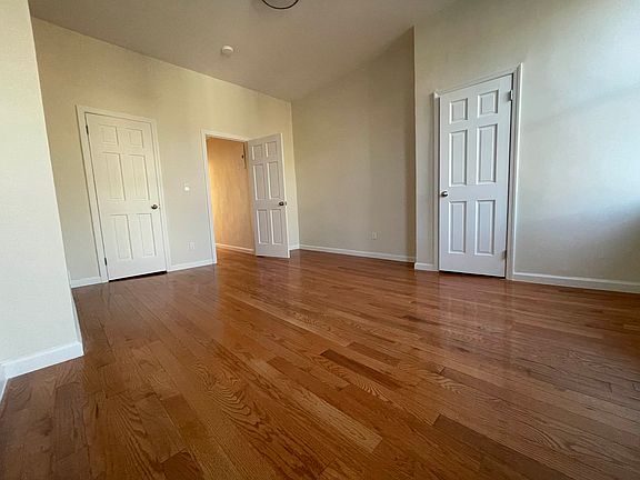 4th image of 95 Saint Marks Pl APT 8