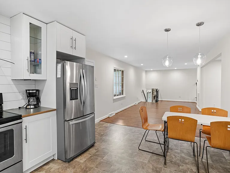 5024 Timbrook Ln — Photo 19