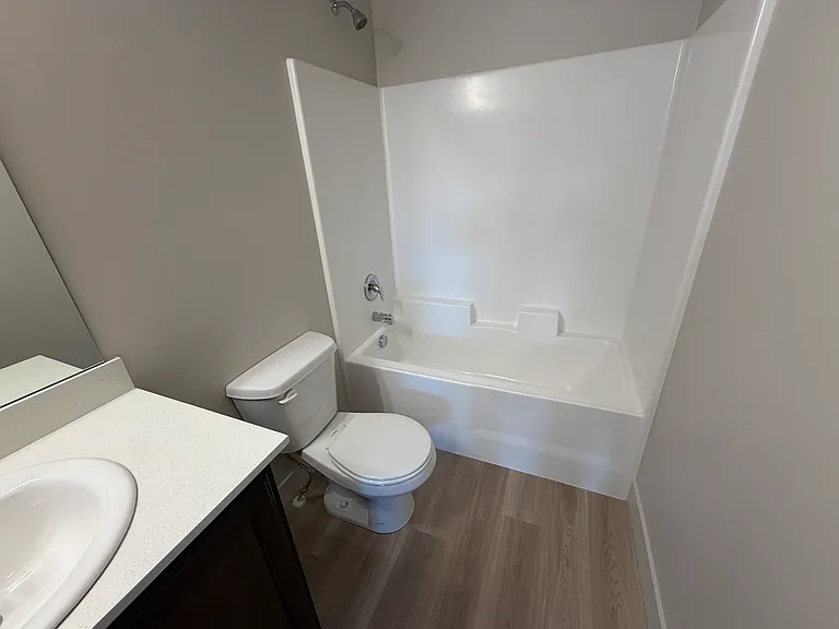 4013 S Woodland Ave — Photo 46