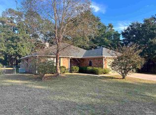 5104 Westport Dr, Milton, FL 32570