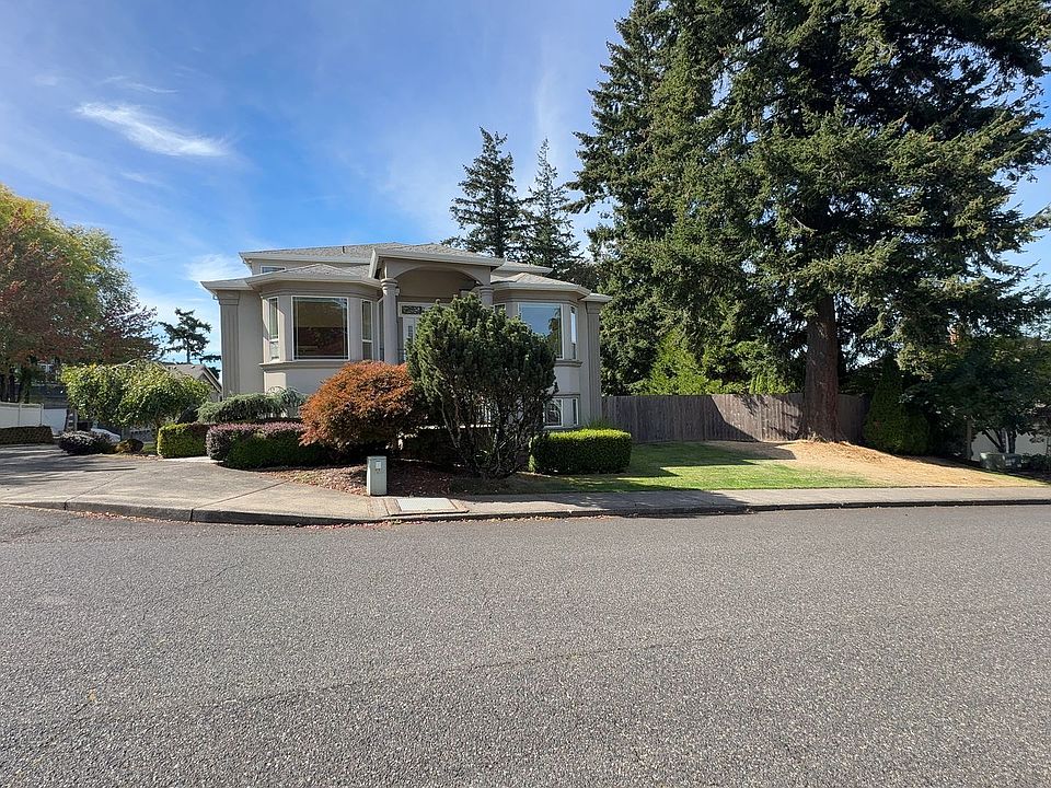 1st image of 8055 SE 141st Ave