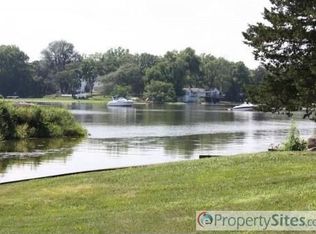 35196 N Lake Matthews Trl, Ingleside, IL 60041