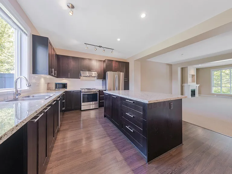 3445 Wilkie Ave #13 — Photo 6