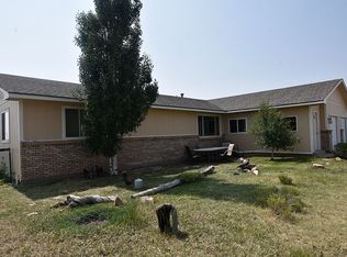 5520 Skyline Rd, Laramie, WY 82070