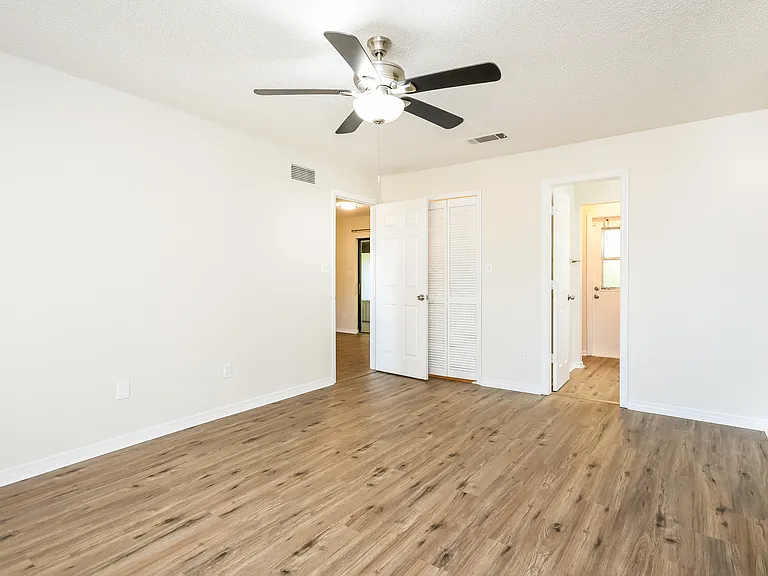 399 Eagle Cir — Photo 14