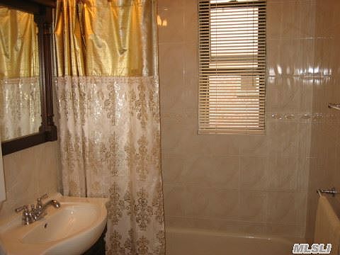 5th image of 14021 Burden Cres APT 401