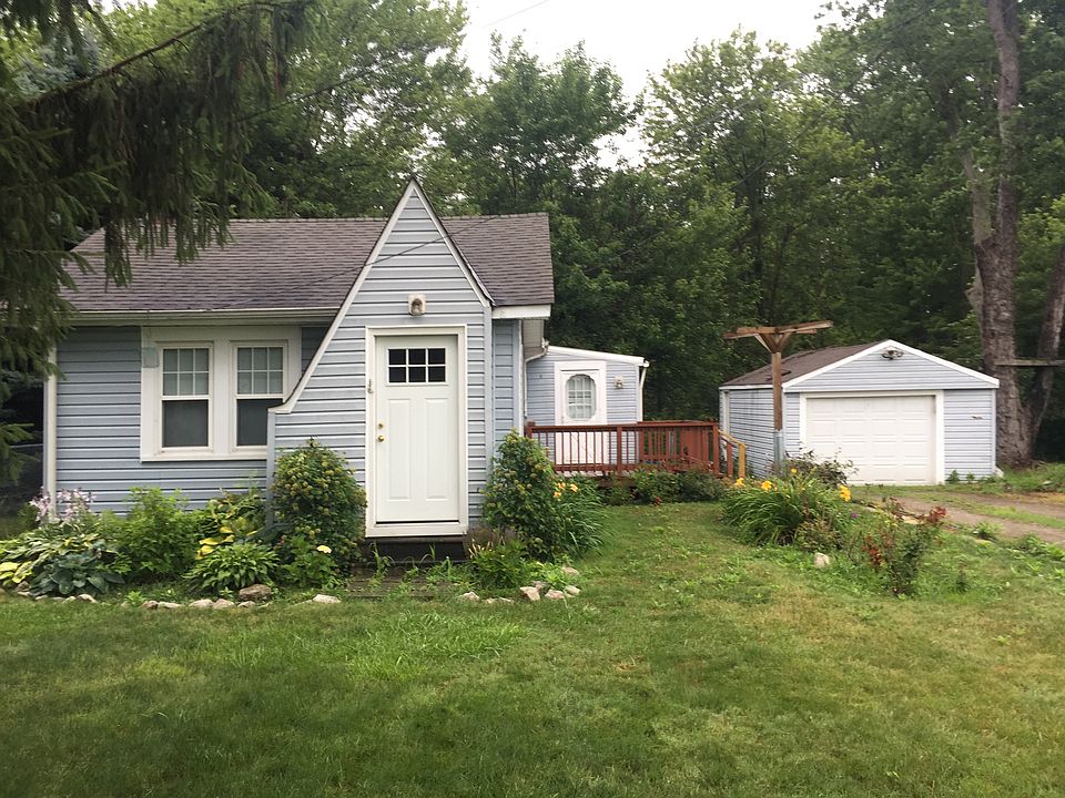 1st image of 4840 Lakeview Dr