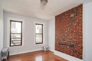 Rented by Dom & E Property Management