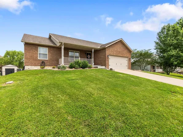 221 Glen Dr, Jackson, MO 63755