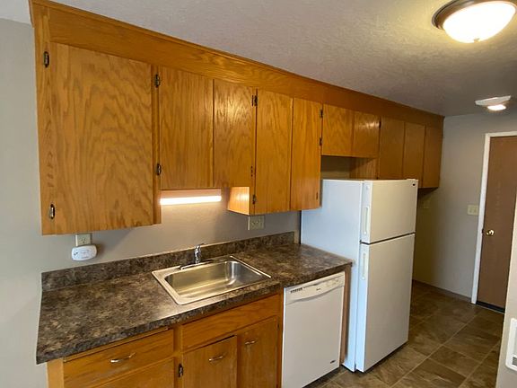 5th image of 3409 Vincenta Way #A