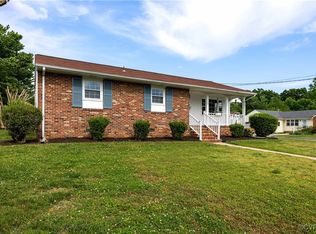 712 Keswick Rd, Colonial Heights, VA 23834