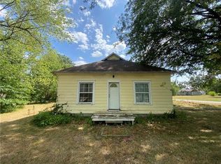 511 W Spruce St, Cherokee, KS 66724