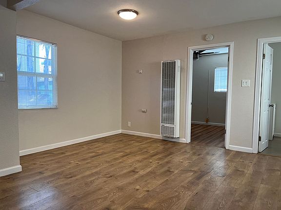 5th image of 4060 Highland Ave #4064