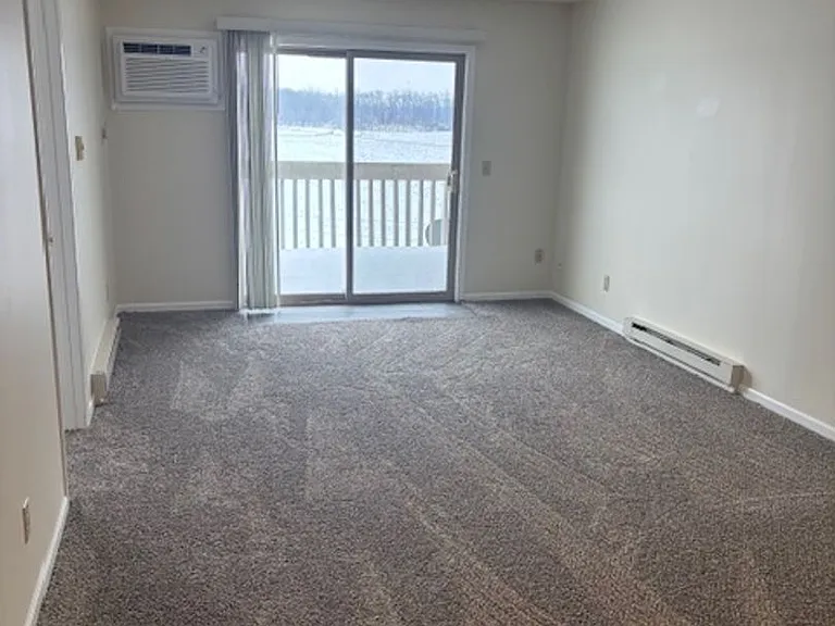709 Woodlynn Dr — Photo 9